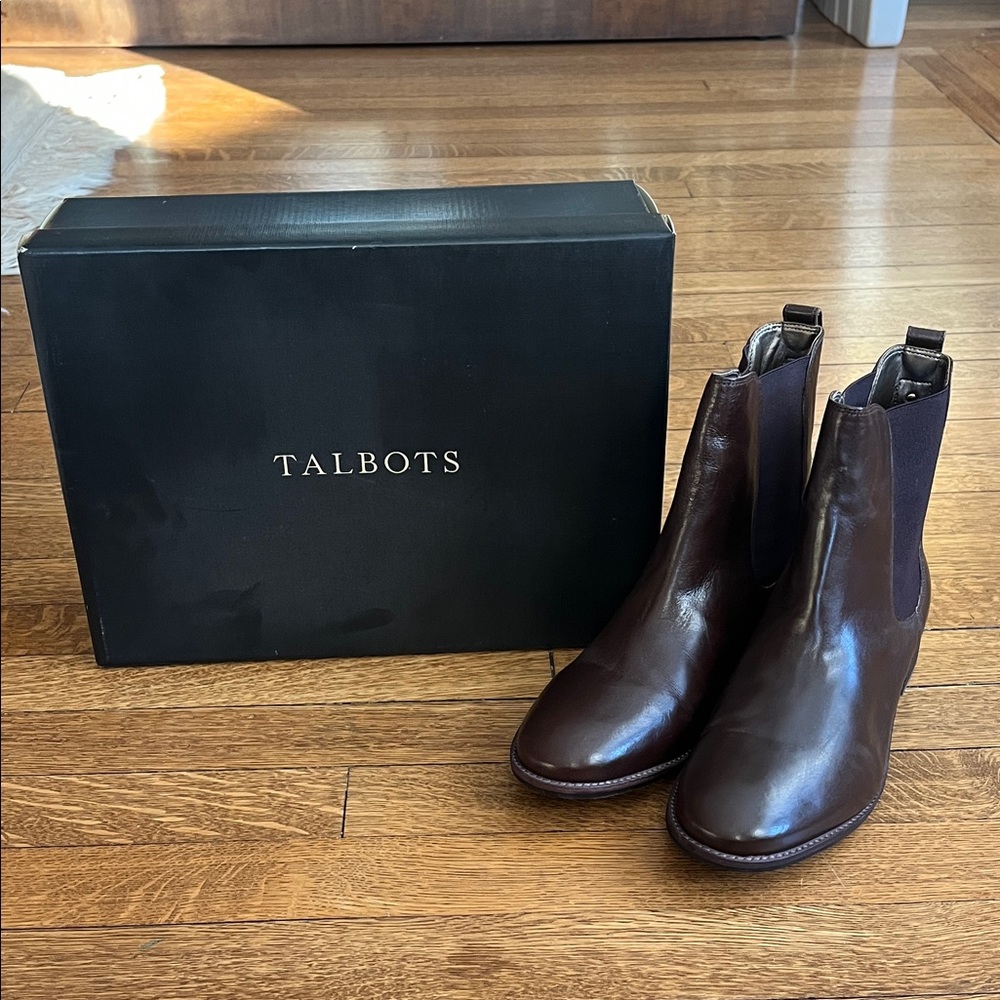 Talbots women’s  Dark Brown Leather Boots